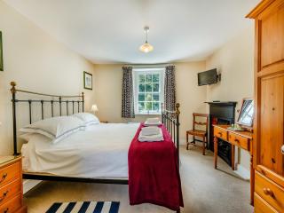 South Wing Cottage - Rumleigh - 2