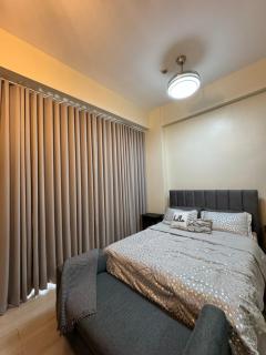 Cozy Haven - Two Palm Tree Villas Newport - Sampong - 8