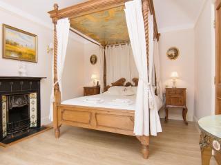 Copper Beech Cottage - Henfynyw Upper - 2