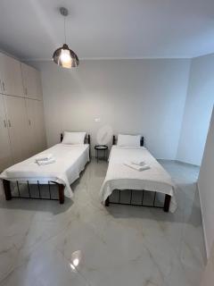 Home-1611 - Paramythia - 5