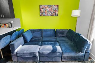 Modern 3BR 420-Friendly Unit Near McCormick Place, Soldier Field and Lakefront Trail - Chicago - 3
