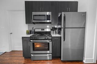 Modern 3BR 420-Friendly Unit Near McCormick Place, Soldier Field and Lakefront Trail - Chicago - 5