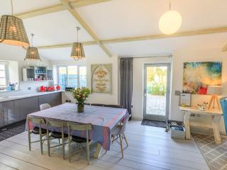 The Cow Shed - Buckland St Mary - 2