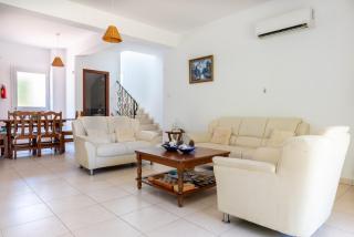 Villa Aspasia in Peyia, Private Pool & 3 Ensuite Bedrooms - Paphos - 6