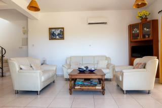 Villa Aspasia in Peyia, Private Pool & 3 Ensuite Bedrooms - Paphos - 8