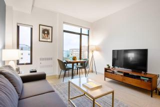 Hayes Valley Studio w Rooftop WD 1 min to BART SFO-111 - San Francisco - 8