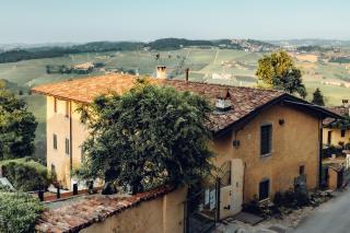 Maison typique avec vue sur les vignes des Langhe - Novello - 7