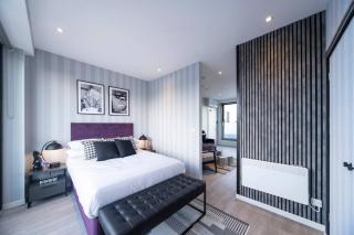 Palm Tree House - Orpington - 7