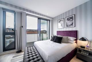 Palm Tree House - Orpington - 6