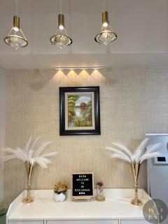 Luxurious & Elegant Unit in Parksuites BGC - Manila - 1