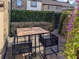 Curiosity Cottage - Eyam - 9
