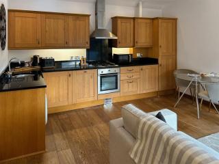 Oak - Falmouth - 7