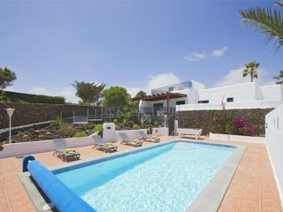 Modern Villa In Los Mojones 4 Bedrooms Large Heated Pool Villa Mojones Puerto Del Carmen - Tías - 8