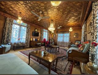 The BADYARI PALACE Houseboats Group - 0