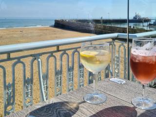 Vitamin Sea Residency - Herne Bay - 6