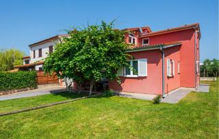 Five-Bedroom Holiday Home In Fazana - Fažana - 4