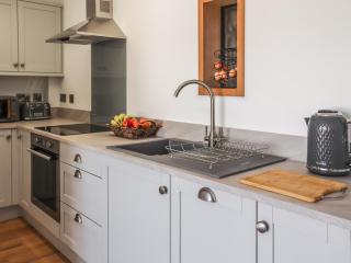 Erddyn - Uk48860 - Llanddwywe - 6