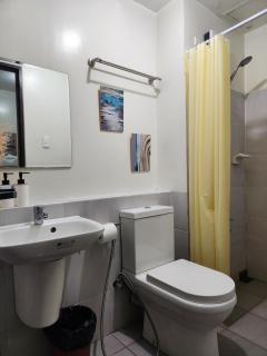 Big Studio Near North Avenue and Trinoma - Manila - 9
