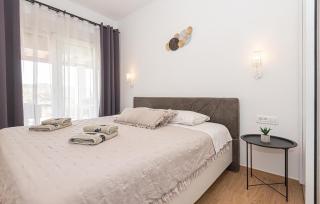 3 Bedroom Lovely Apartment In Vrpolje - 6