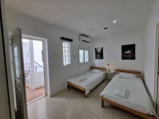 By the Sea Apartments B3 - 6