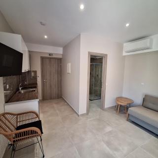 Kipos Suites Nidri Lefkada - Nydri - 1