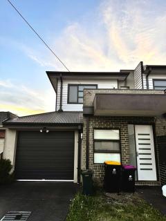 Townhouse in Fawkner - Melbourne - 4