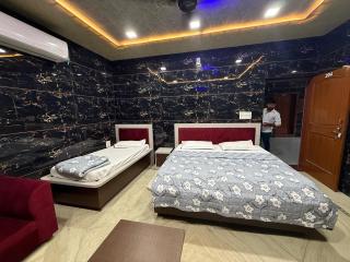 Cr hotel and resort - Bhiwāni - 7
