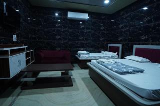 Cr hotel and resort - Bhiwāni - 5