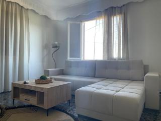 Kouneli's House with Garden - - 1