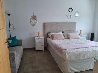 Habitación en casa moderna con jardín - Santa Cruz de Bezana - 1