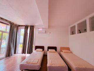 Shkreli Apartments - Donji Štoj - 1