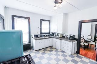 Centrally located East End & off-street parking - Portland - 6
