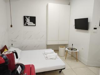 Candia Strada - Heraklion - 2