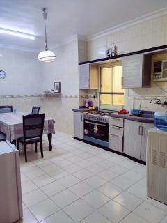 Fatih Hostel -bus stop nearby نزل فاتح -محطةالباص قريبة - Medina - 8