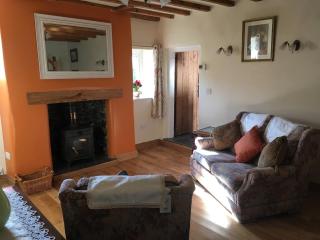 Charming Abergele Cottage with Log Burning Stove Enclosed Garden - Abergele - 6