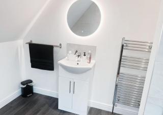 Cosy 2BR House on Quiet Street - Nottingham - 6