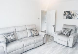 Cosy 2BR House on Quiet Street - Nottingham - 1