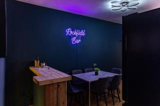 The Rockfield by Serene Stays Stylish 6BR near Anfield with Bar Parking Virgin Media and Fast WiFi - Liverpool - 7