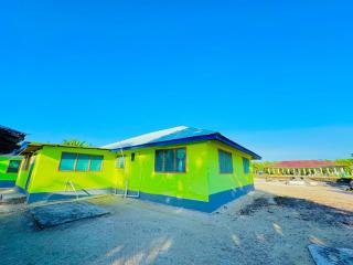 Private Beach House - Barbara's Fale - - 5