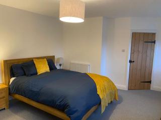 Belvoir Vale Cottage - Hall grounds - - 8