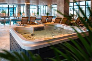 Levin in Odyssey Pool & Spa Resort - 4
