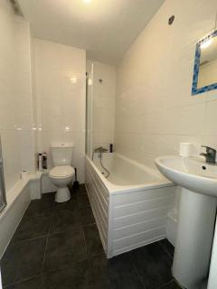 2 bedroom Queens Court W2 - Londra - 8