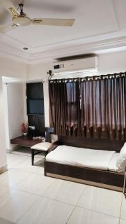 Hotel Park Inn Shirdi - 100m From the Sai Temple - Shirdi - 2