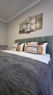 Wonderful Apartment For Couples and Individual Travelers - Almaty - 0