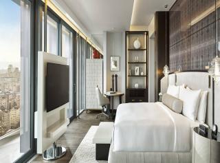 Hotel Empire Suites Near IGI Airport - New Delhi - 2