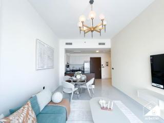 Bright 2Bed Family Home l Pool , Gym access - 5