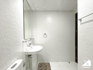 Bright 2Bed Family Home l Pool , Gym access - 3