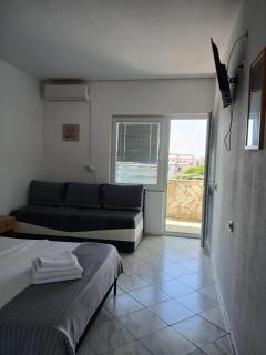 Apartments Vila Kurtagic - Dobra Voda - 3