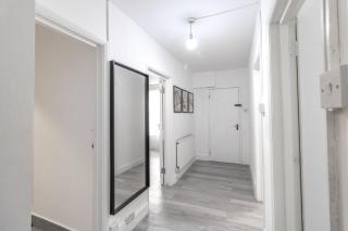 Cosy 3 Bed flat in Shepherds bush Sleeps 8 guest - London - 3