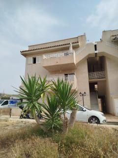 Appartement avec Piscine et Parking - 9